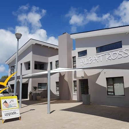 Albatross Guesthouse ランゲバーン エクステリア 写真