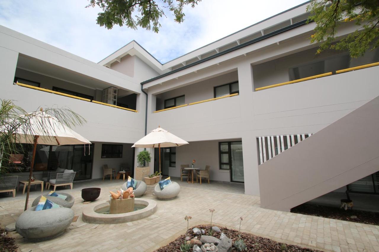Albatross Guesthouse ランゲバーン エクステリア 写真