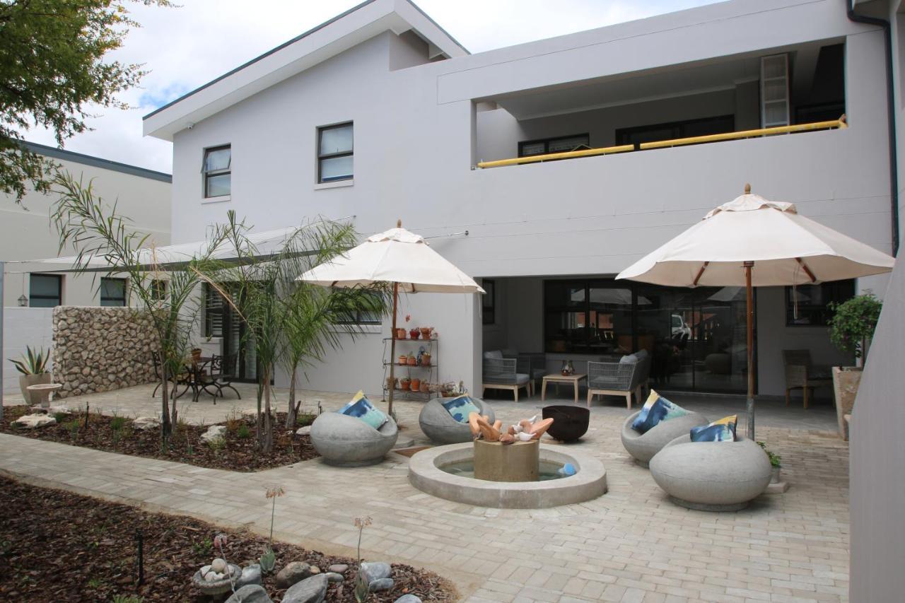 Albatross Guesthouse ランゲバーン エクステリア 写真