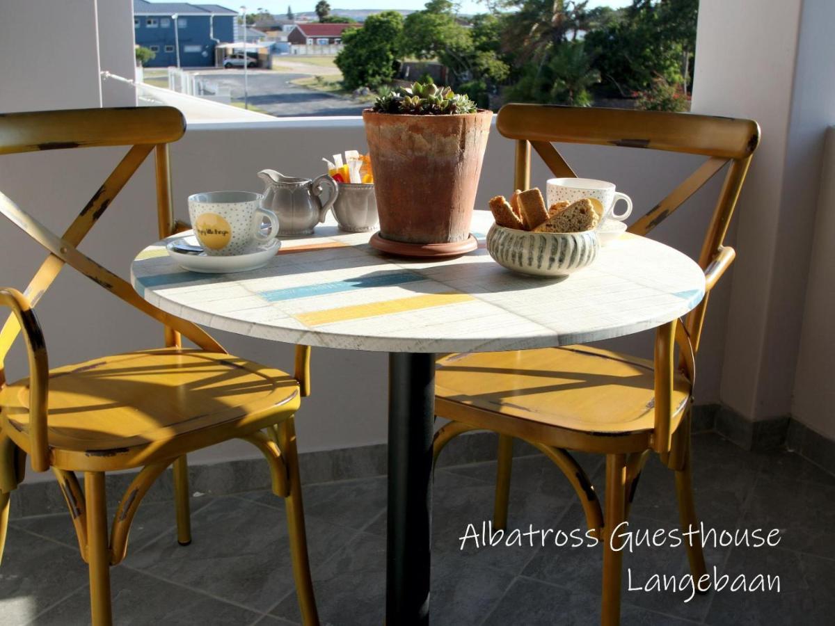 Albatross Guesthouse ランゲバーン エクステリア 写真