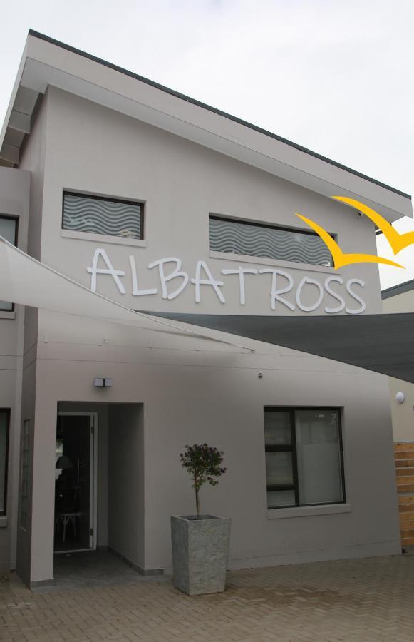 Albatross Guesthouse ランゲバーン エクステリア 写真